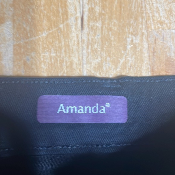 BNWT Gloria Vanderbilt Amanda jeans - Picture 9 of 12